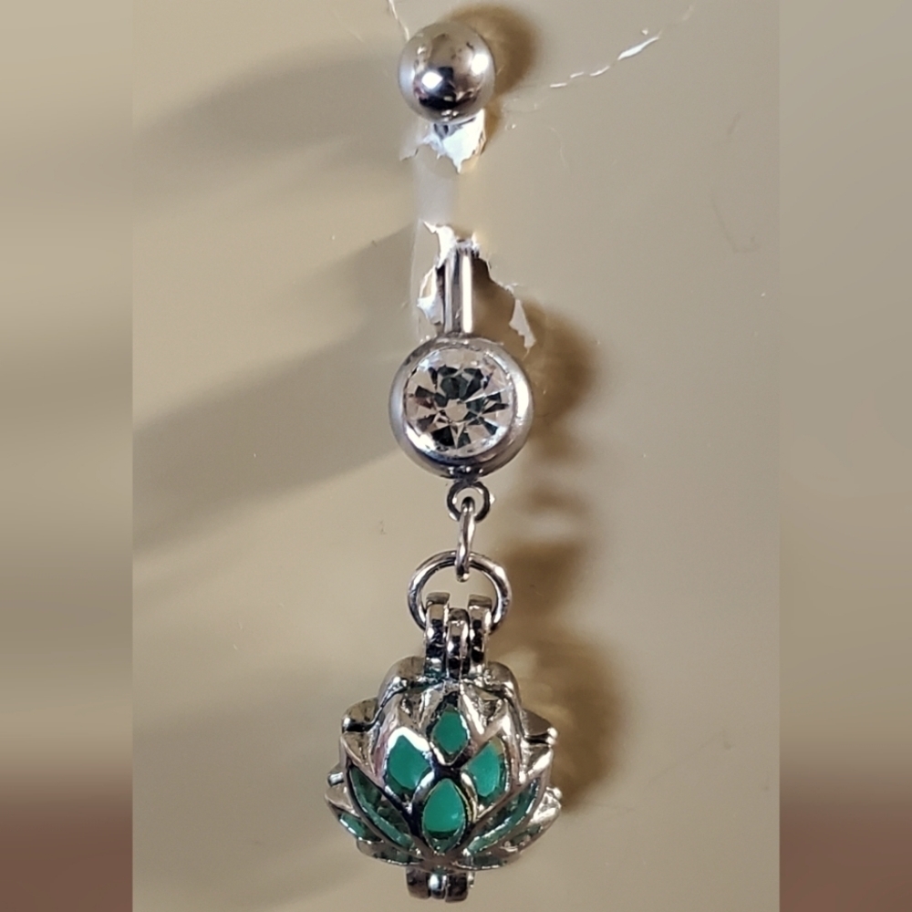 Stainless Steel Belly Post 14mm Jade Lotus Flower Crystal